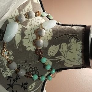 Bouquet Necklace